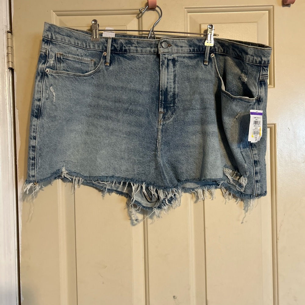 Good American denim shorts